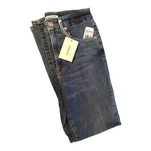 NWT GOOD AMERICAN Good Legs | Released Hem BLUE265 Wash | Size 4